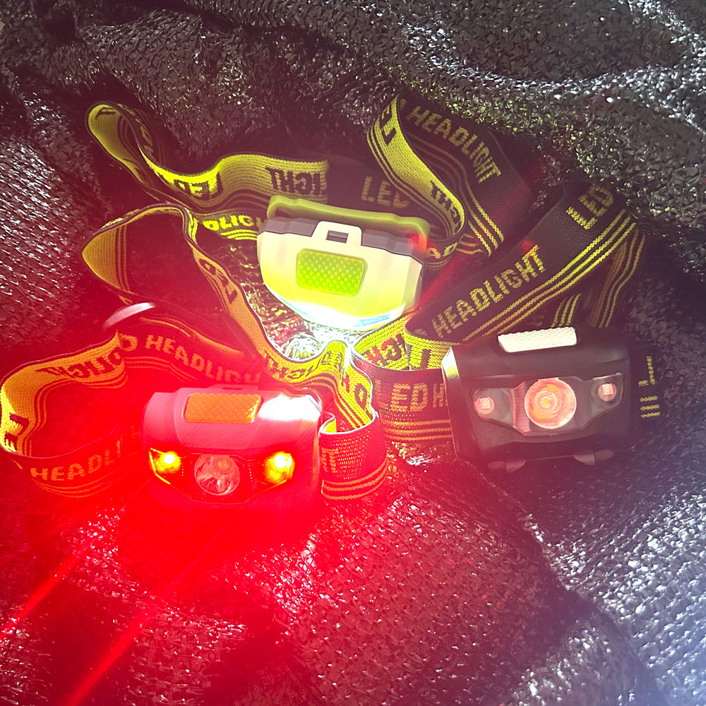 Faro LED bianco rosso Utilizza - Outdoor Adventure Hunt recensione e prezzo